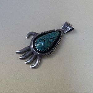 Sterling silver Turquoise Native American bear claw pendant